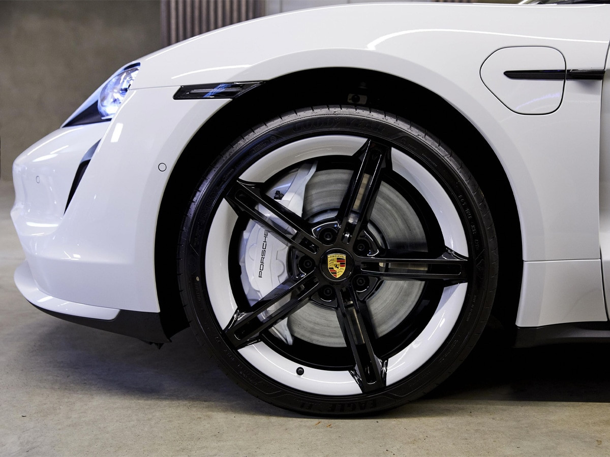 2020 Porsche Taycan Performance Specs