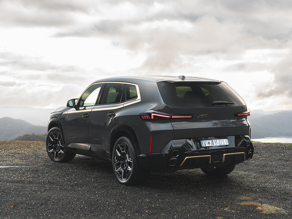 2023 BMW XM ngoại thất