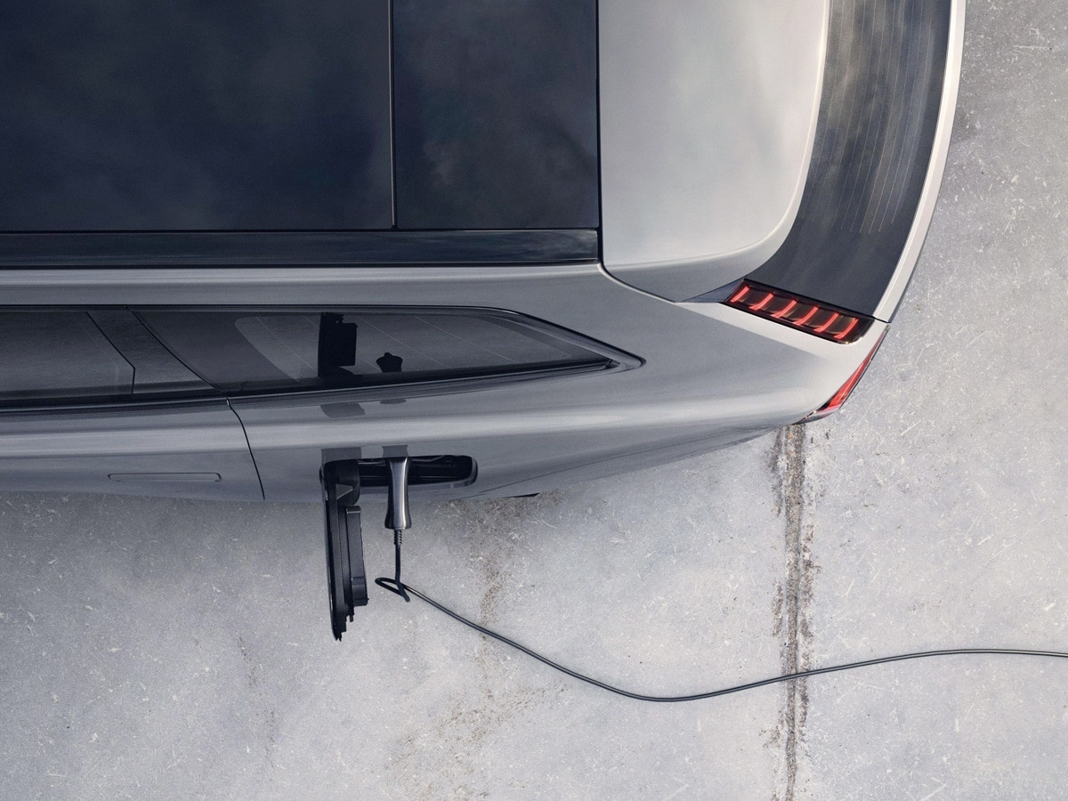 2024 volvo ex90 7 seater electric suv 2