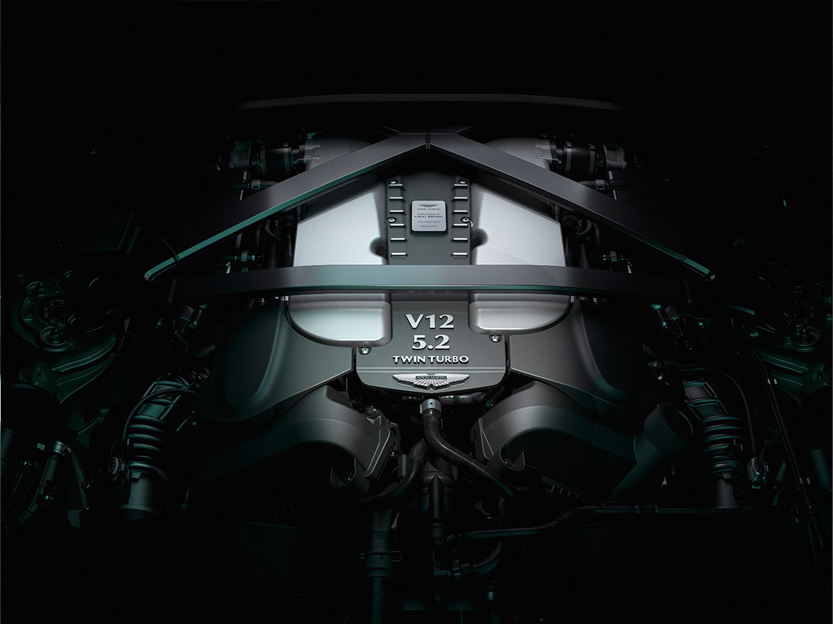 Aston Martin V12 Vantage Engine
