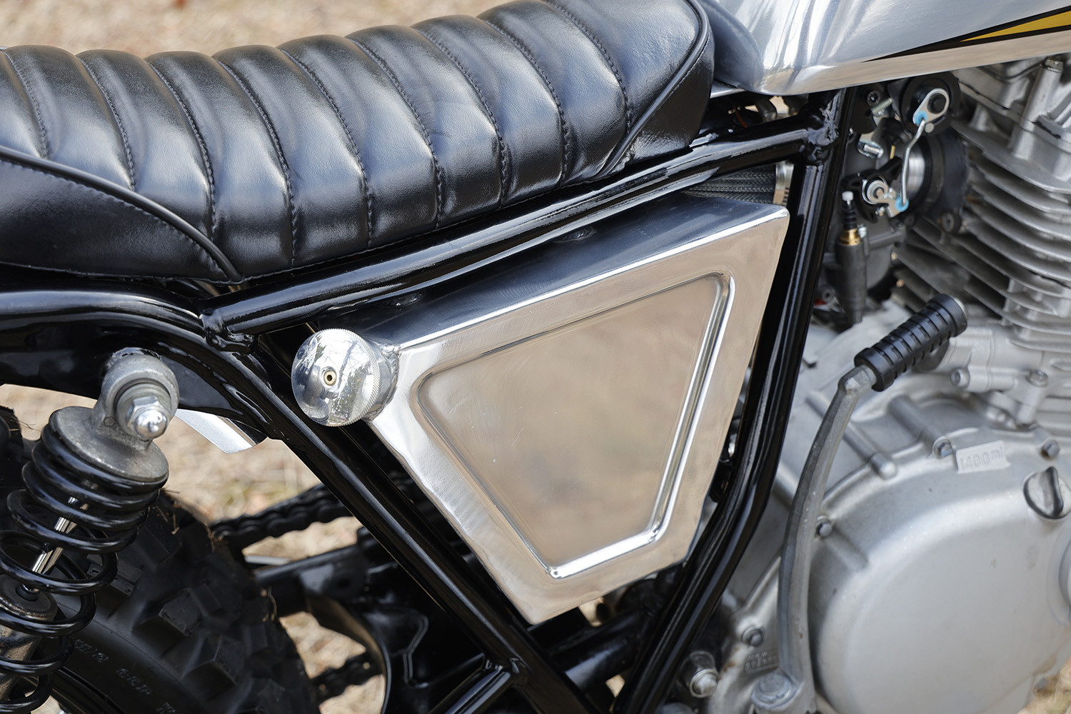 Bình xăng mới của SUZUKI TU250 GrassTracker
