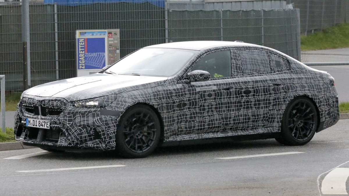 BMW M5 Đông Châu Âu
