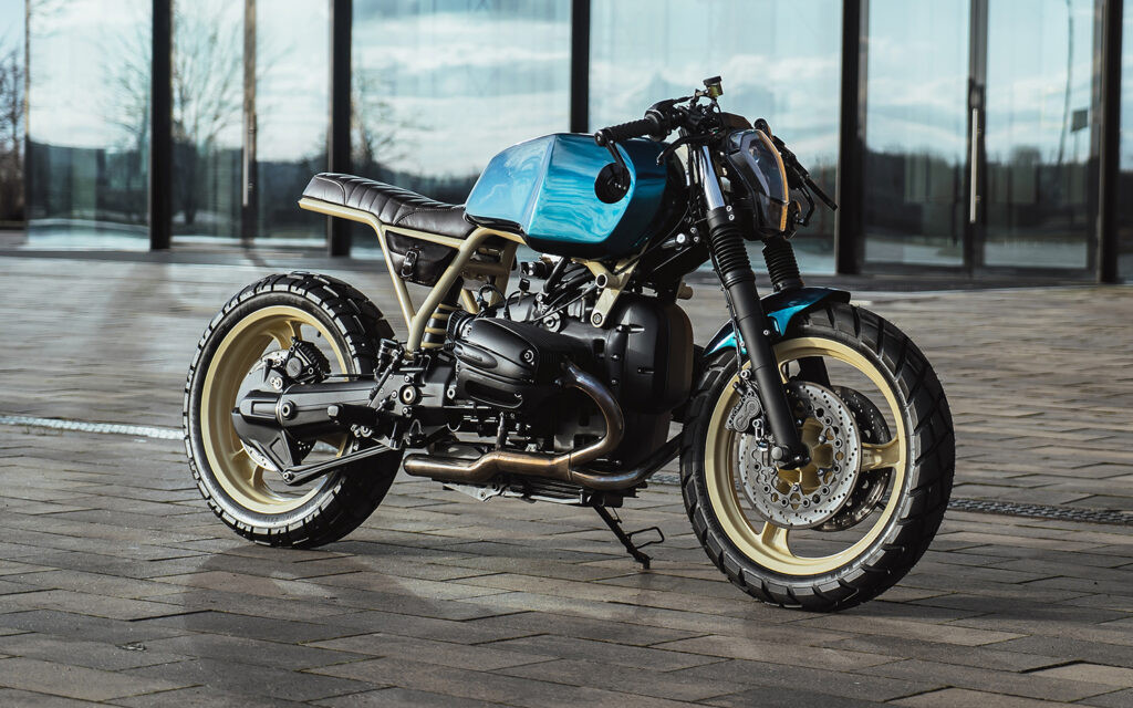BMW R1100RT Custom 1