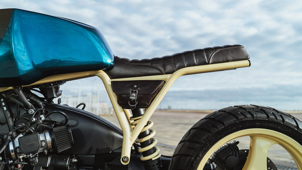 BMW R1100RT Custom 7