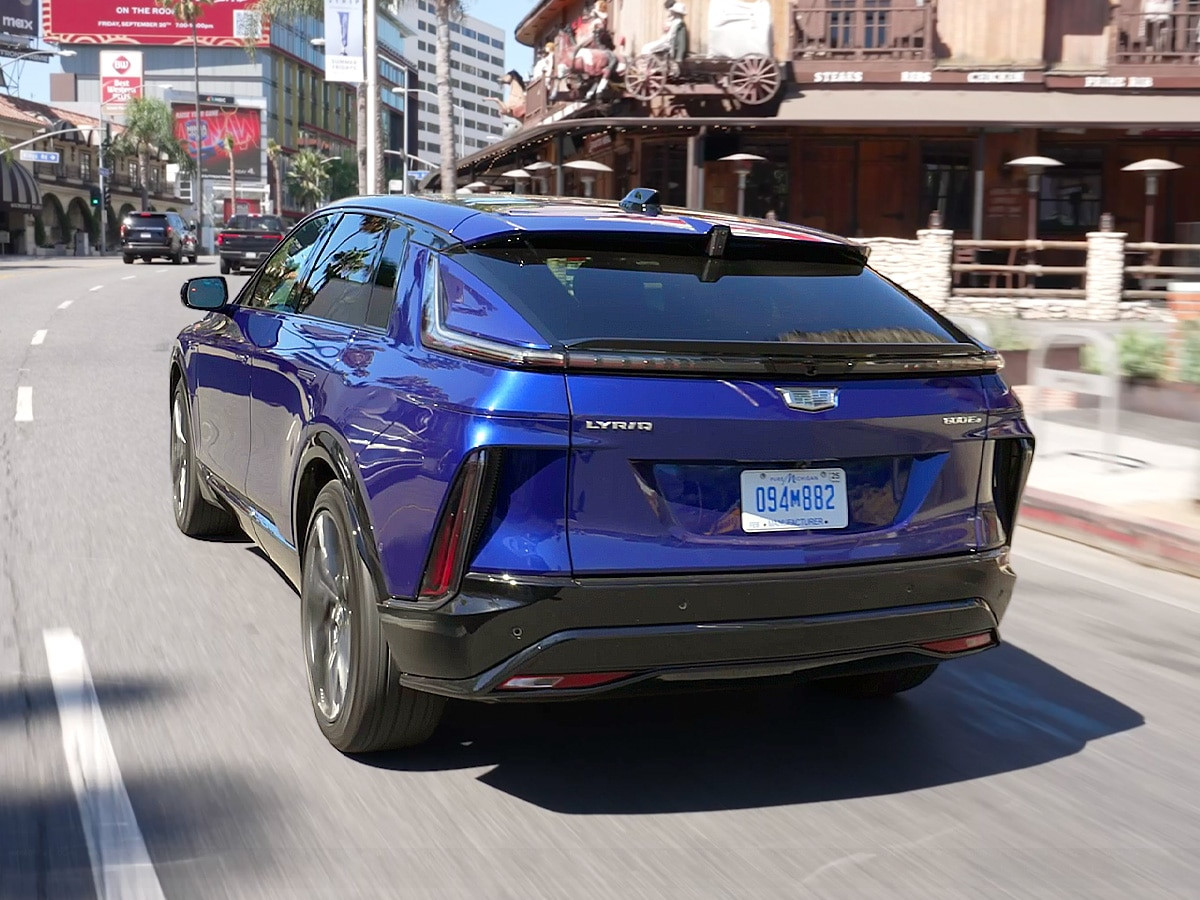 Cadillac LYRIQ