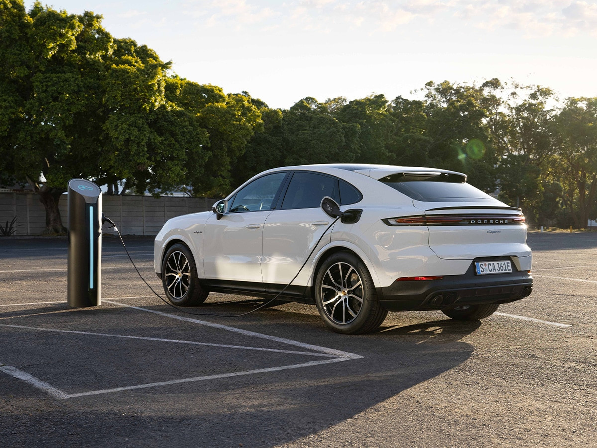 Cayenne 2024 với chế độ sạc