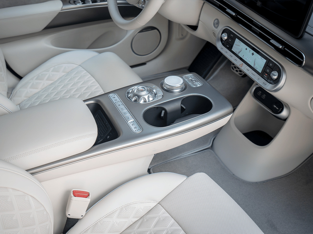 Genesis gv60 sạc nhanh