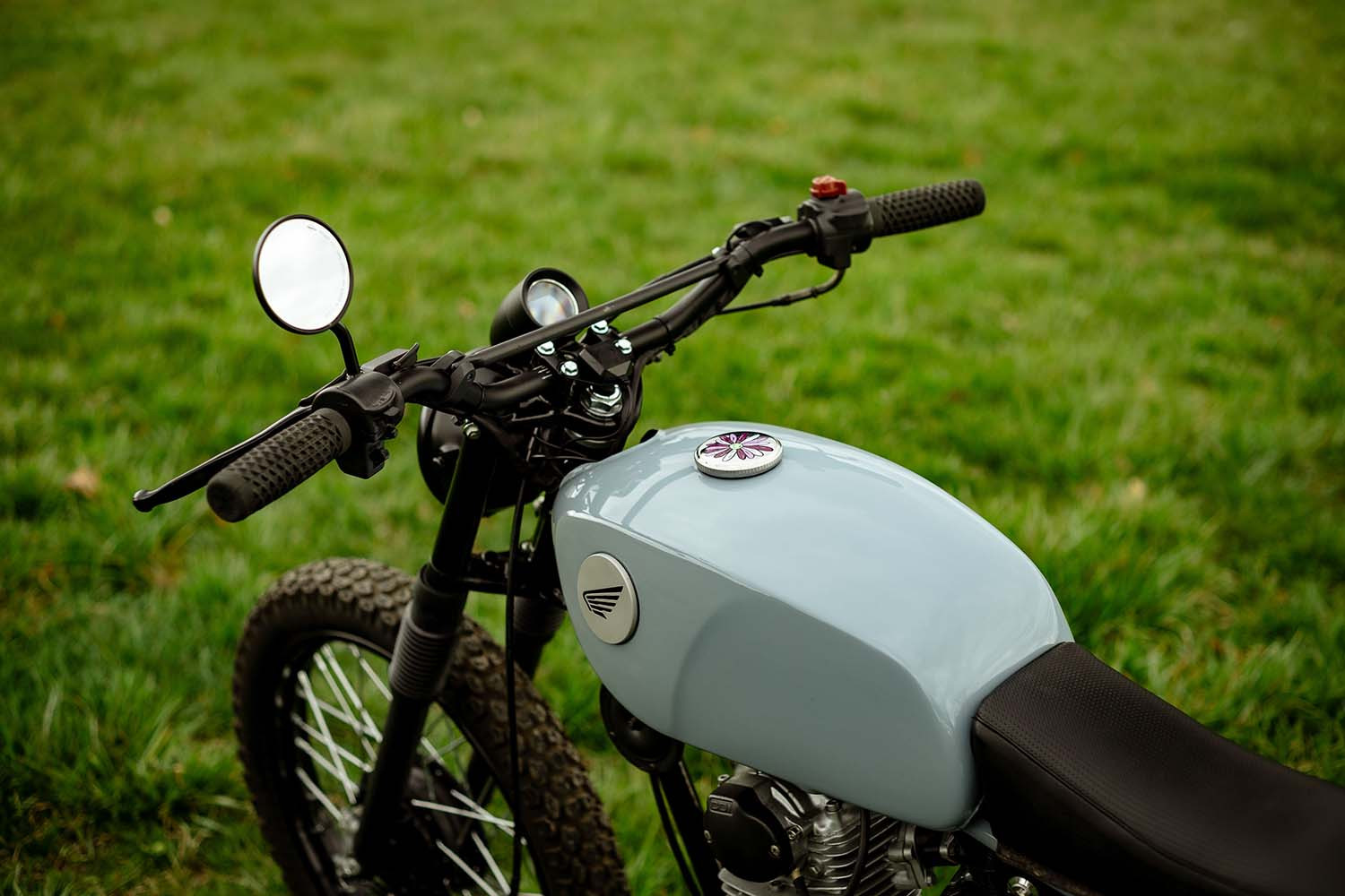 Hai chiếc scrambler Honda sẵn sàng ra đường
