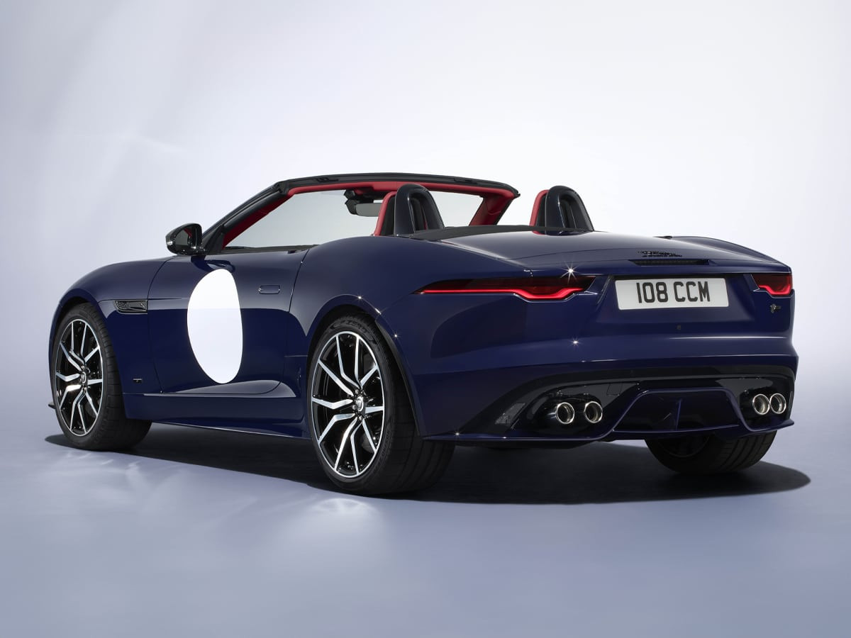 Jaguar F-Type ZP Edition ở góc phía sau