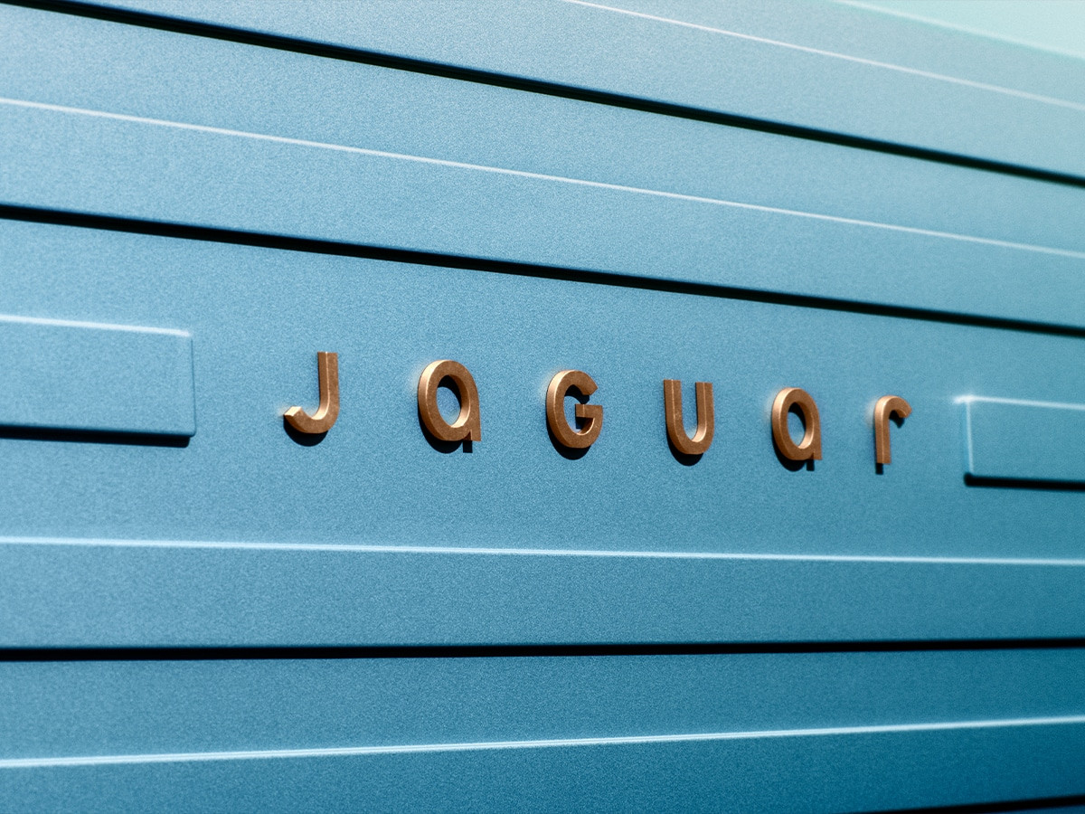 Jaguar-Type-00-badge