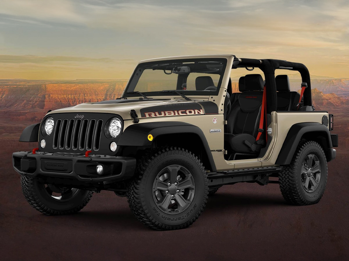 Jeep Wrangler JK Rubicon SUV trên đường