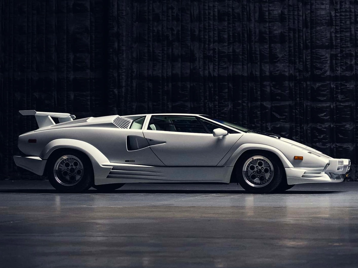 Lamborghini Countach trong The Wolf of Wall Street
