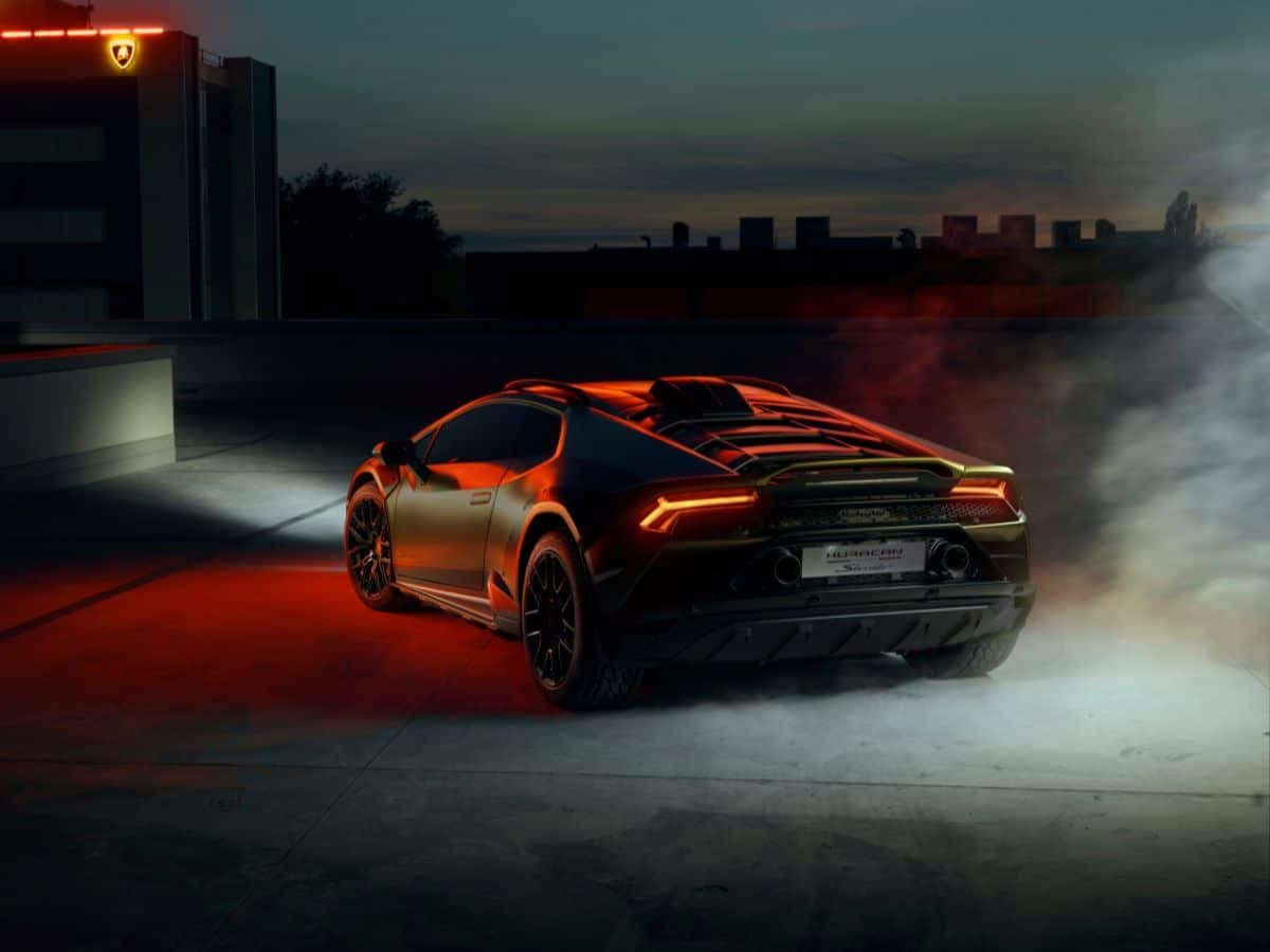 Lamborghini Huracán Sterrato Đằng Sau