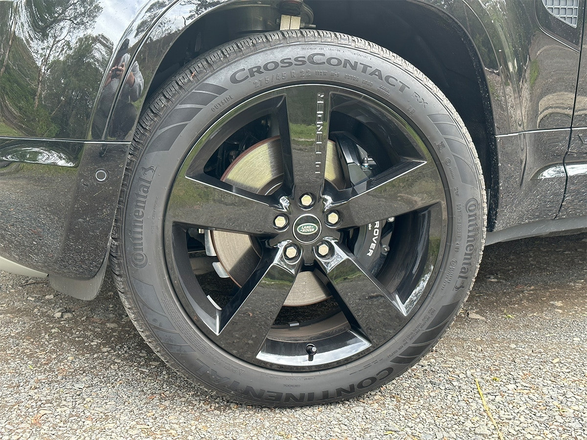 Land rover defender 90 v8 larger front brake