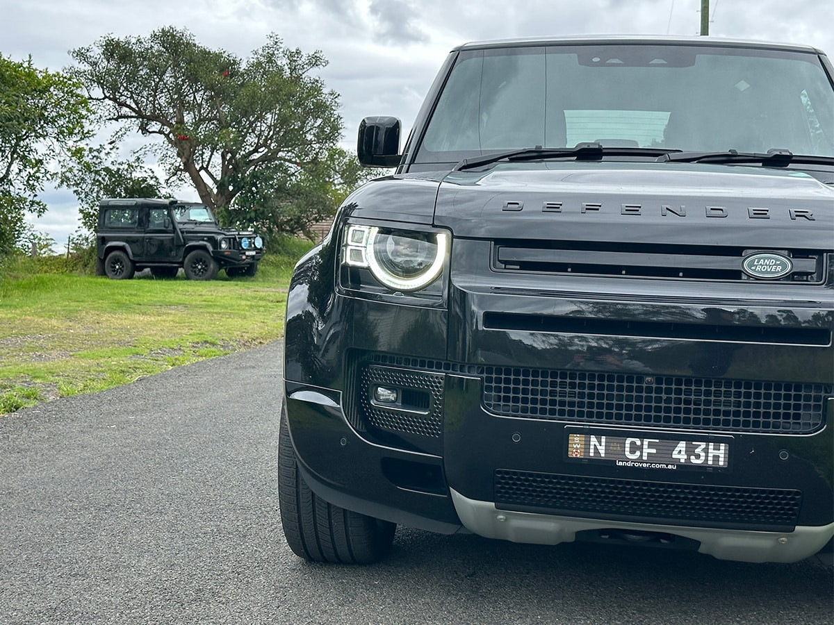 Land rover defender 90 v8 with older 90 in black