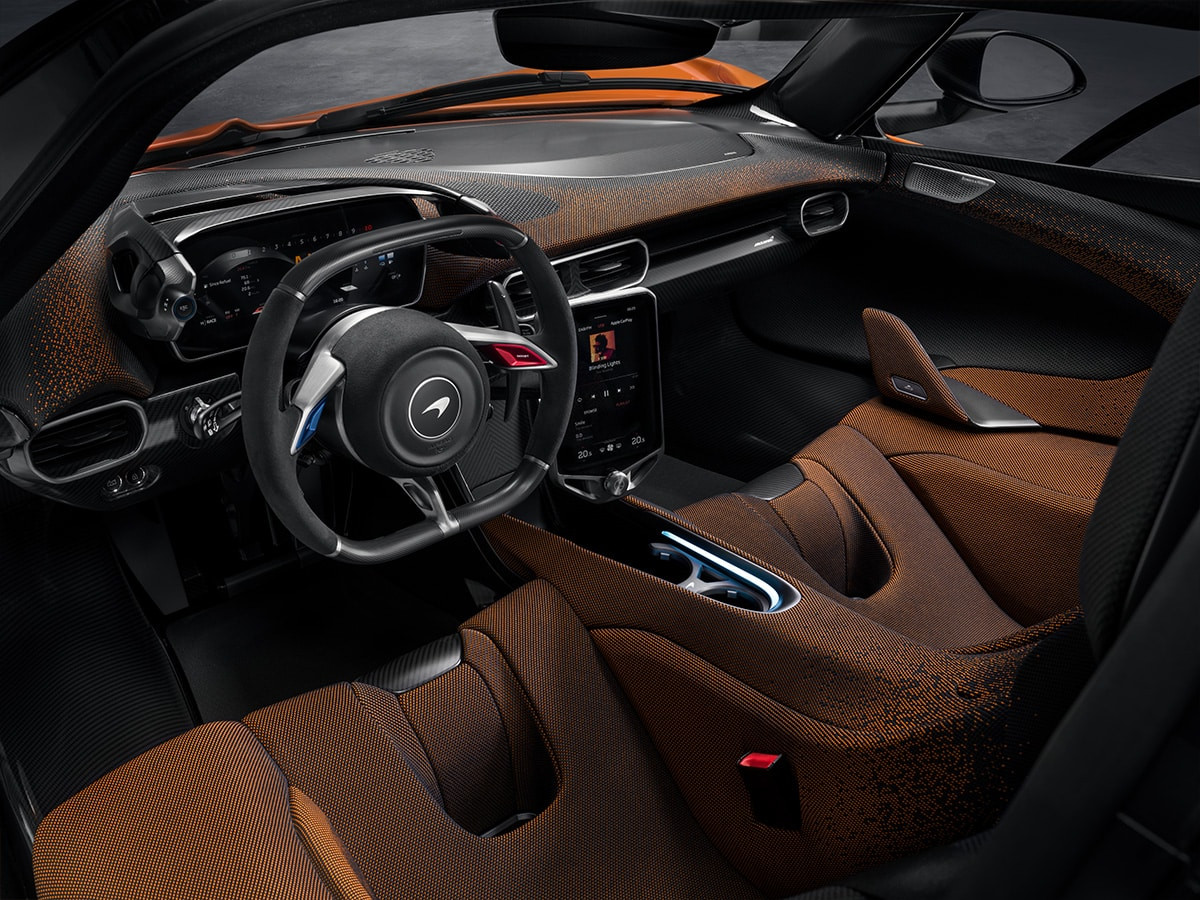 Mclaren w1 dashboard