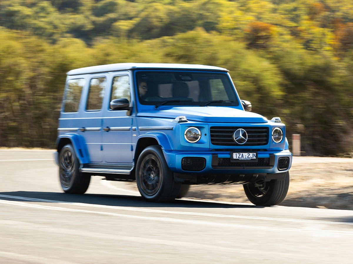 Mercedes-Benz G 580 With EQ Technology - Driving Through Corner