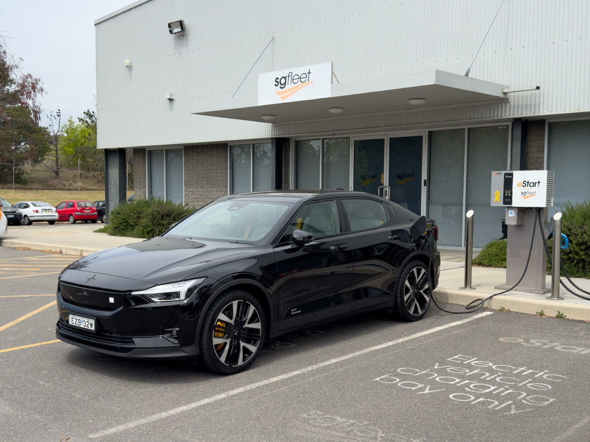 Nạp điện Polestar 2 tại Canberra