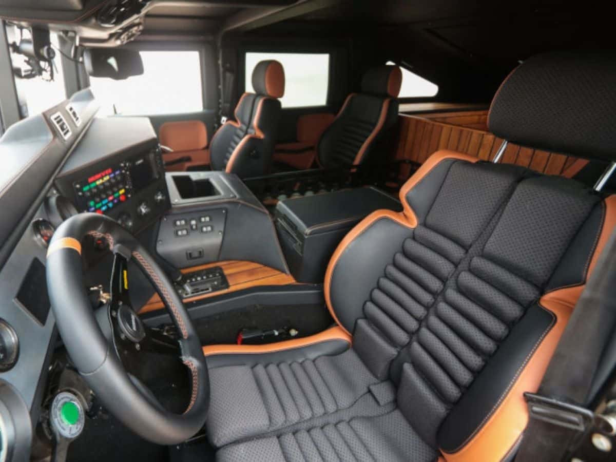 Nội thất của Hummer C-Series