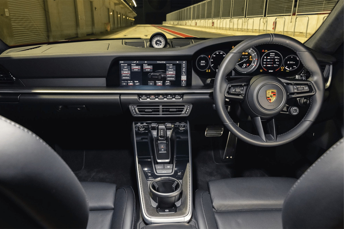 Nội thất Porsche 911 Turbo 2021