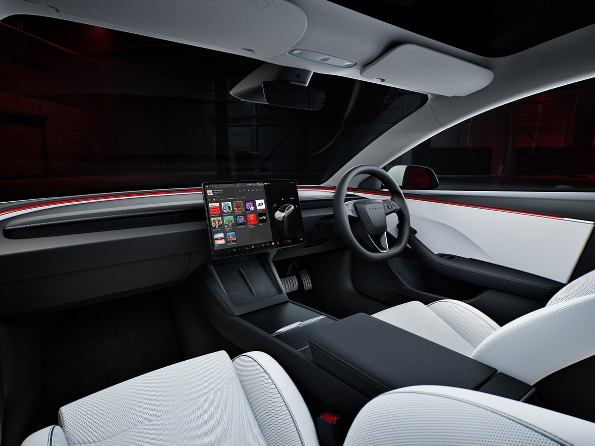 Nội thất Tesla Model 3 Performance