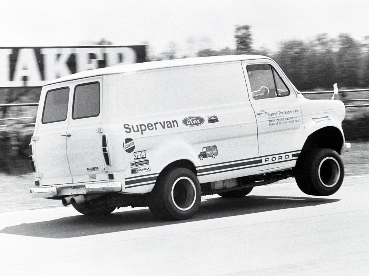 Original GT40 power Ford Supervan