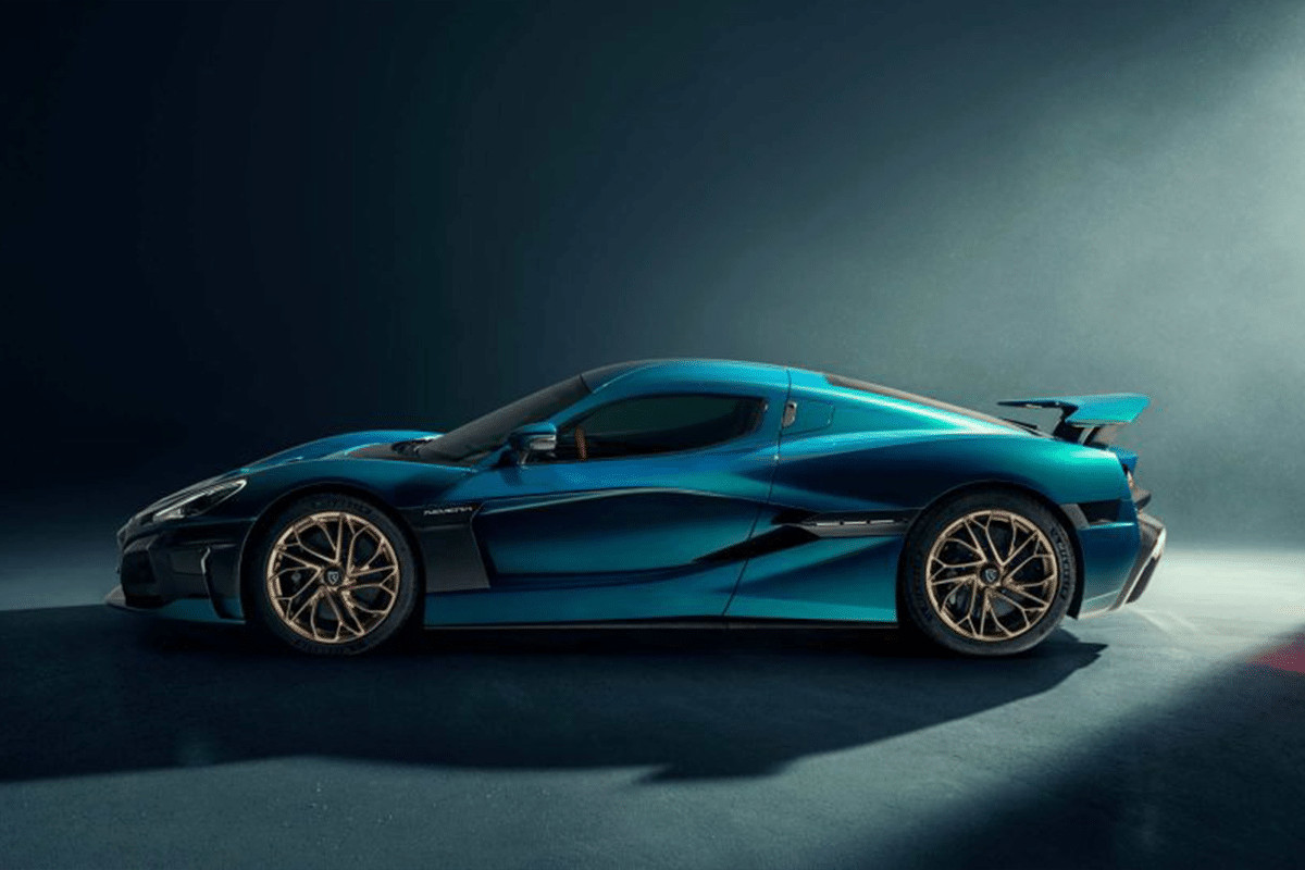 Rimac Nevera Nhìn Từ Bên