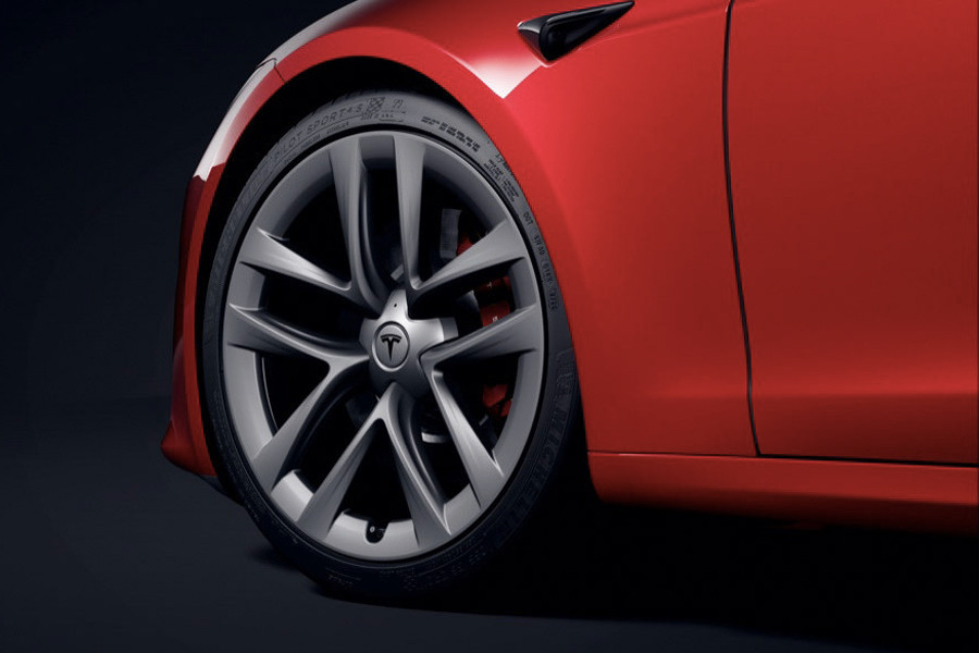 Tesla Model S Plaid