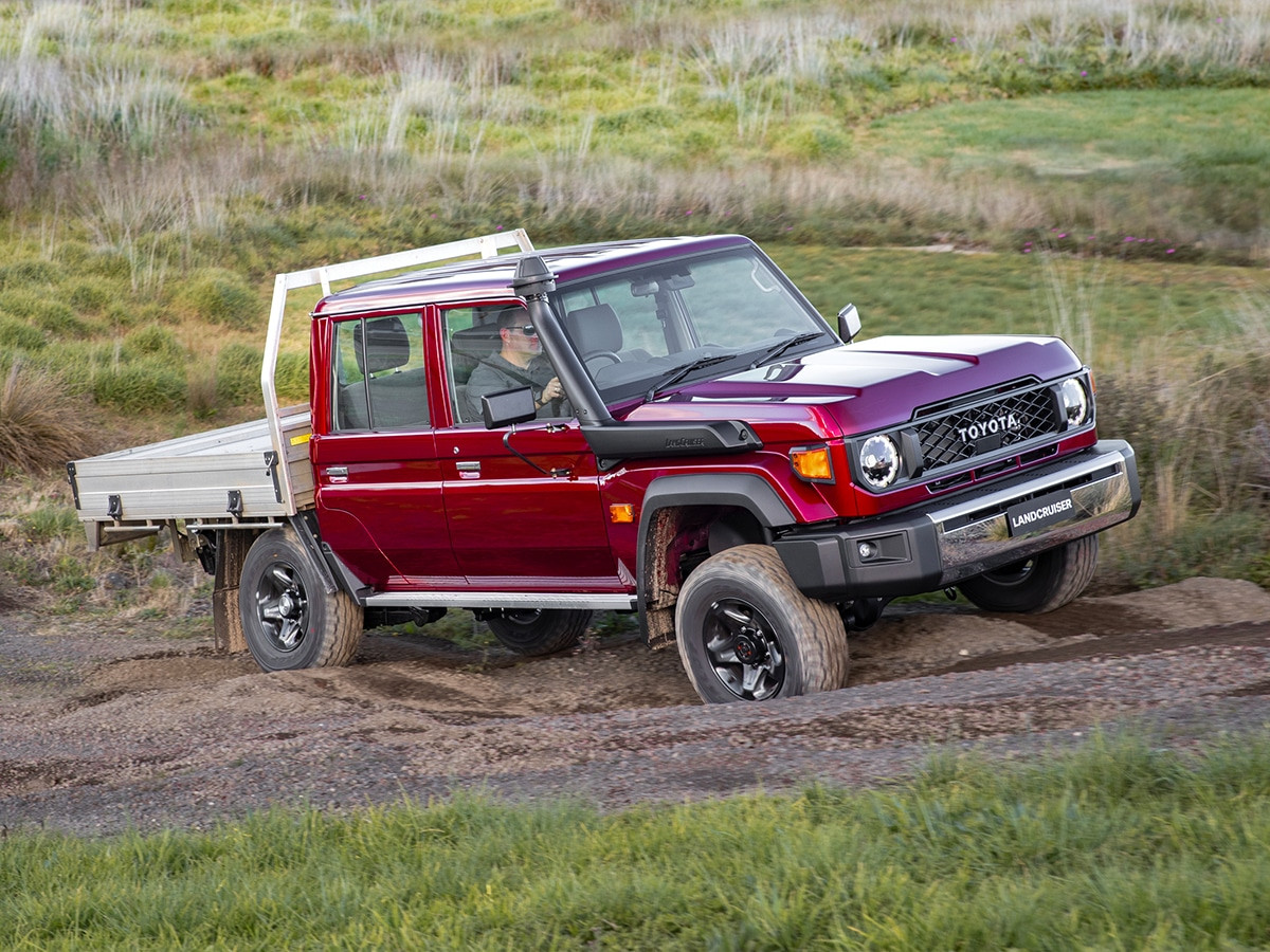 Toyota LandCruiser 70 Series facelift trong điều kiện thực địa