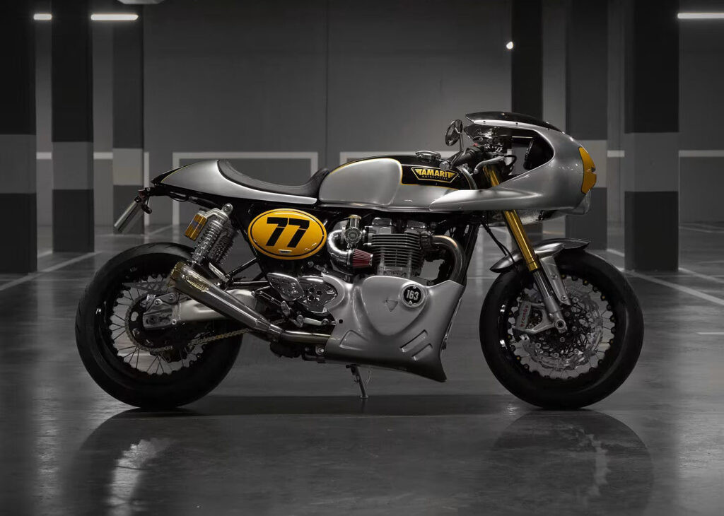 Triumph Thruxton RS Byakko